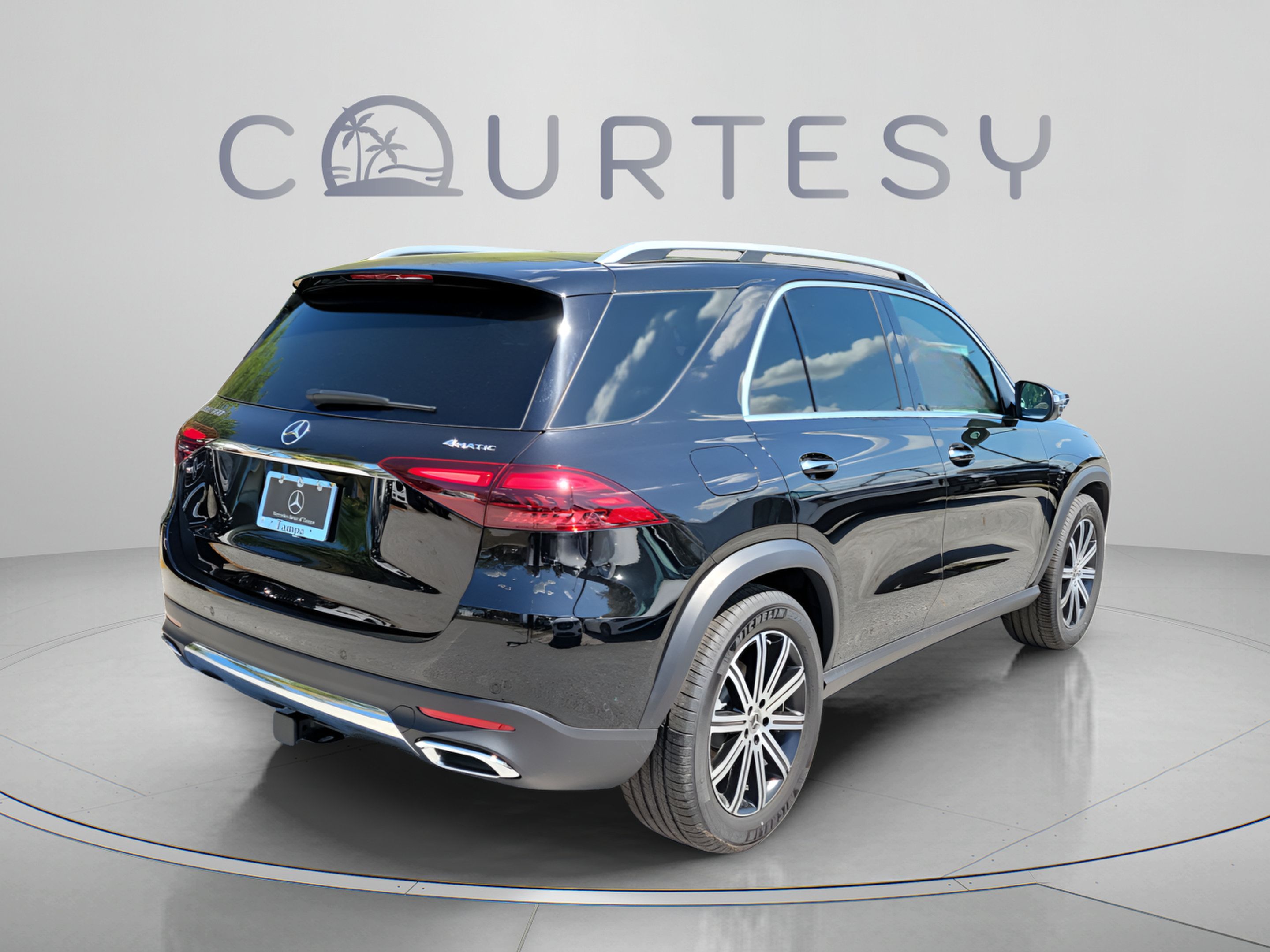 Certified 2026 Mercedes-Benz GLE 350 4MATIC image 4
