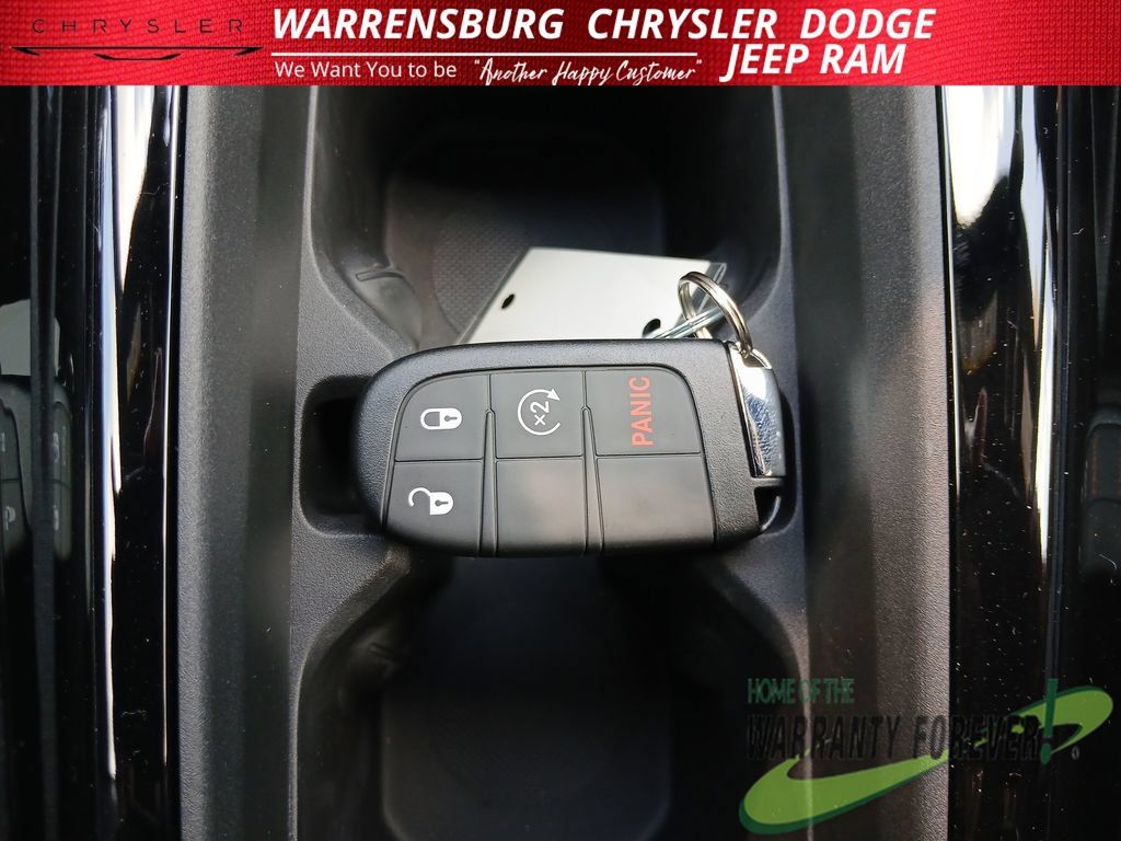 New 2026 Jeep Compass Latitude AWD/4WD image 30