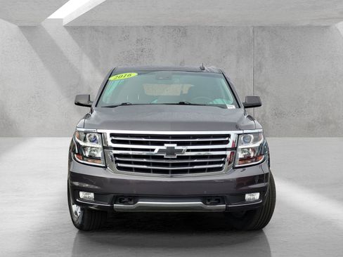 Used 2016 Chevrolet Tahoe LT image 2