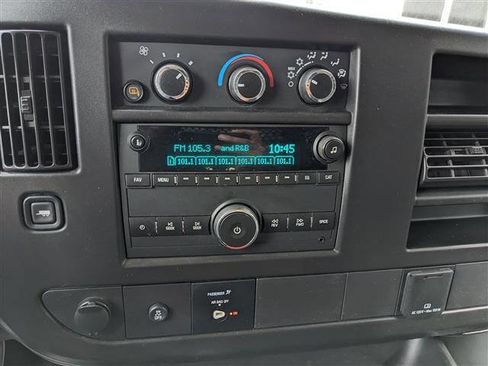 Used 2024 GMC Savana 2500 w/ Driver Convenience Package image 20