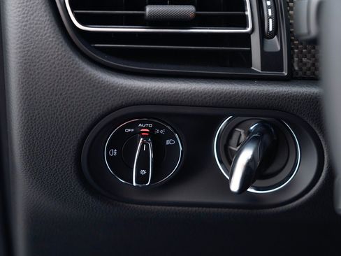 New 2026 Porsche Macan S image 32