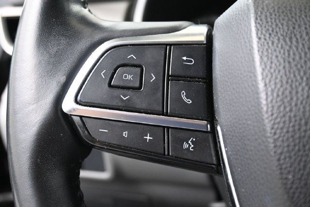 Used 2021 Toyota Highlander XLE AWD/4WD image 25