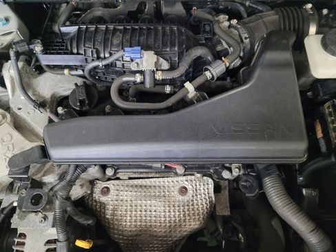 Used 2018 Nissan Rogue S image 30