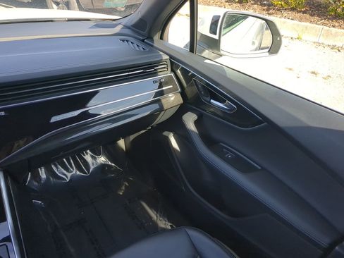 Used 2025 Audi Q7 3.0T Premium Plus image 17