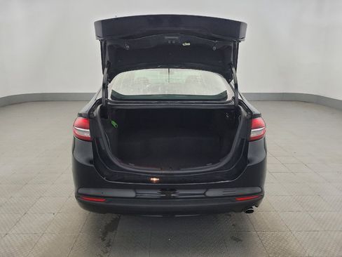 Used 2018 Ford Fusion S image 29