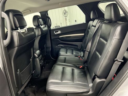 Used 2019 Dodge Durango SXT image 22