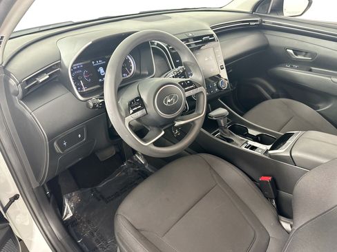 Used 2023 Hyundai Tucson SE FWD image 9