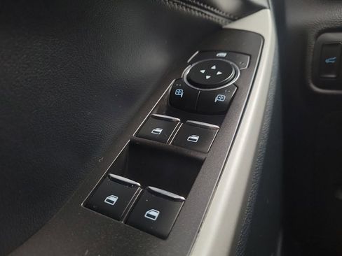 Used 2023 Ford Explorer XLT image 22