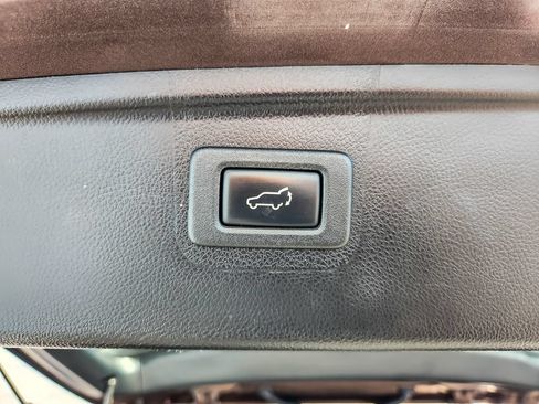 Used 2019 Subaru Outback 2.5i Limited w/ Popular Package #2 AWD/4WD image 17