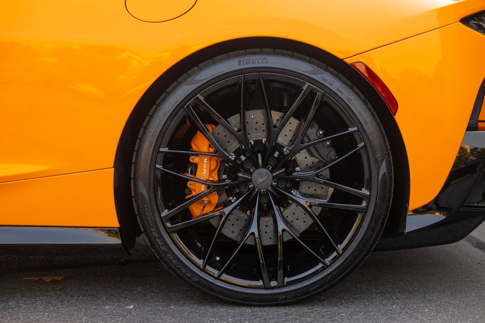 Used 2025 McLaren GTS RWD image 29