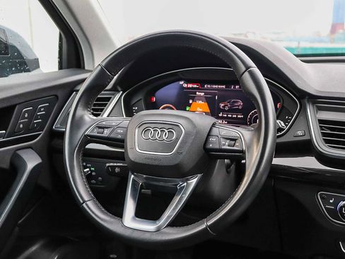 Used 2020 Audi Q5 e Premium Plus w/ Premium Plus Package image 21