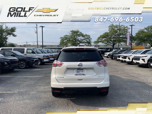 Used 2015 Nissan Rogue SV w/ SV Premium Package AWD/4WD image 6
