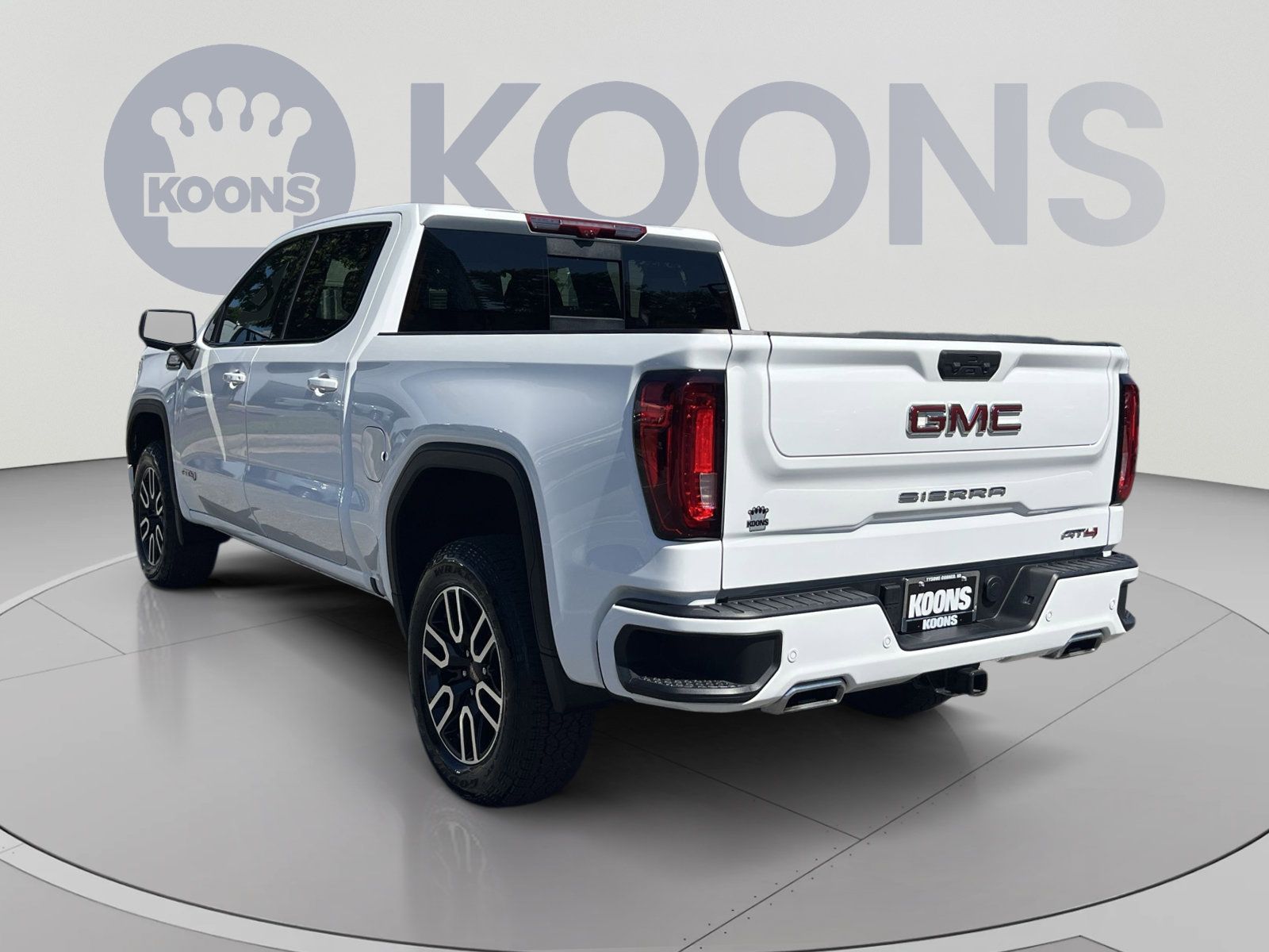 Used 2026 GMC Sierra 1500 AT4 w/ Technology Package AWD/4WD image 4
