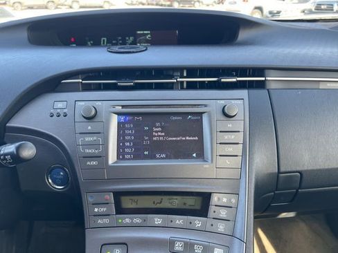 Used 2012 Toyota Prius Two image 13