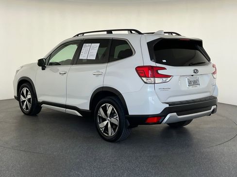 Used 2019 Subaru Forester Touring AWD/4WD image 6