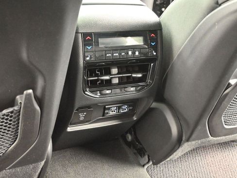 Used 2023 Jeep Grand Cherokee Summit w/ Adv Protech Group IV image 33