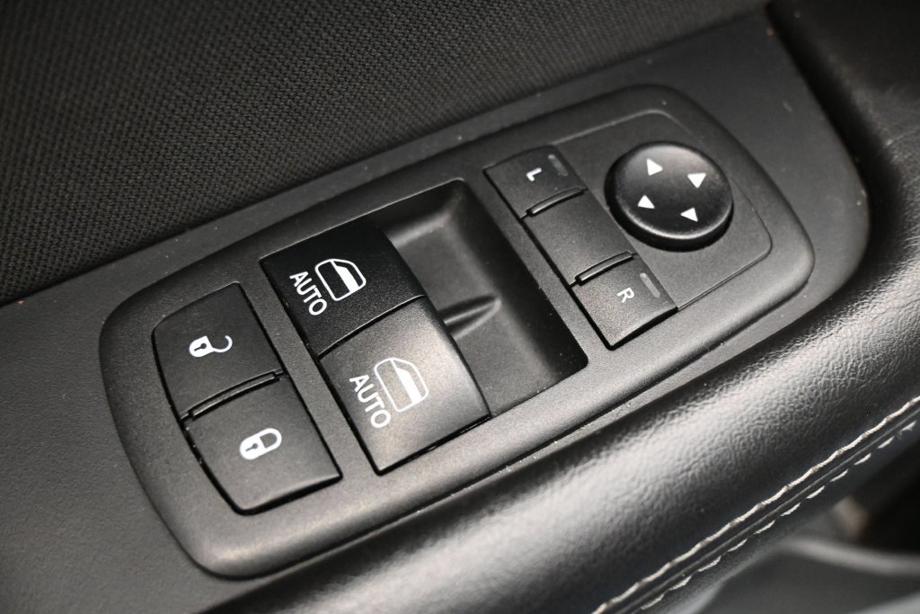 Used 2018 Dodge Challenger R/T w/ Blacktop Package RWD image 12