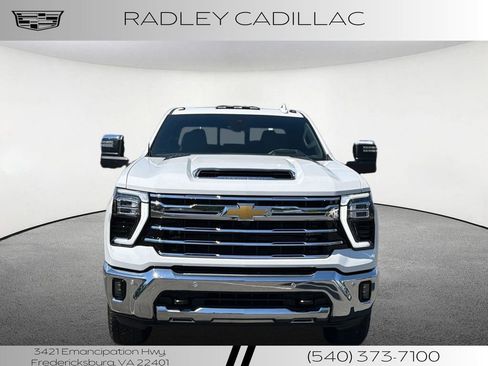 Used 2024 Chevrolet Silverado 2500 LTZ w/ LTZ Premium Package AWD/4WD image 22