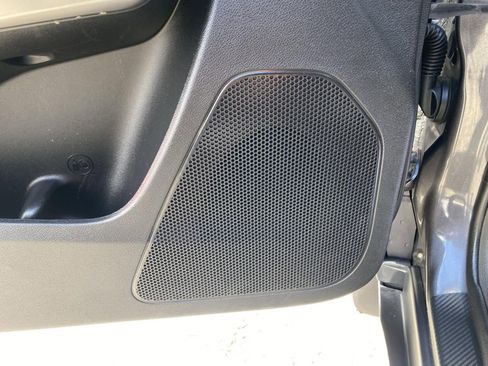 Used 2020 Jeep Cherokee Latitude Plus w/ Cold Weather Group image 29