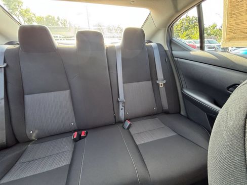 Used 2025 Nissan Sentra SV FWD image 36