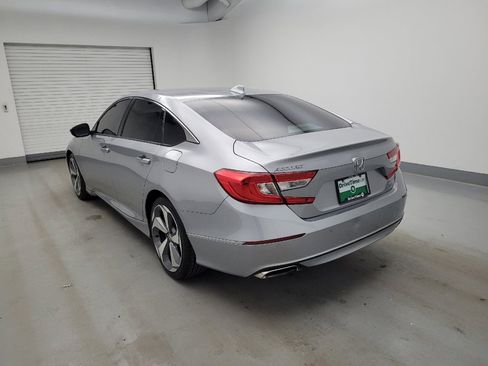 Used 2018 Honda Accord Touring image 5