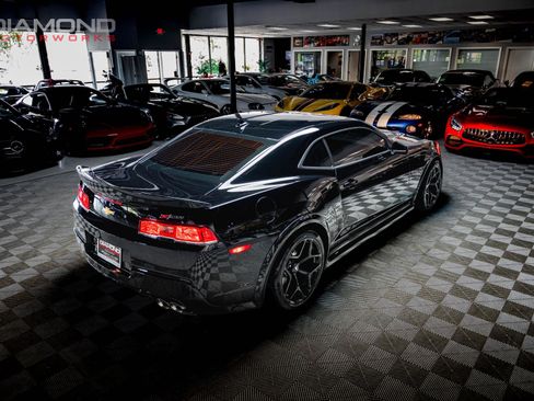 Used 2015 Chevrolet Camaro Z/28 RWD image 4