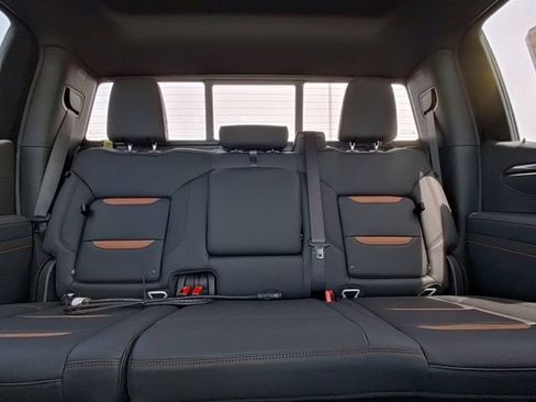 New 2026 GMC Sierra 1500 AT4 w/ AT4 Premium Package AWD/4WD image 28