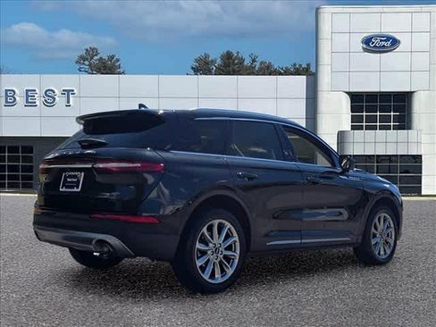 Used 2022 Lincoln Corsair AWD w/ Premium Package image 11