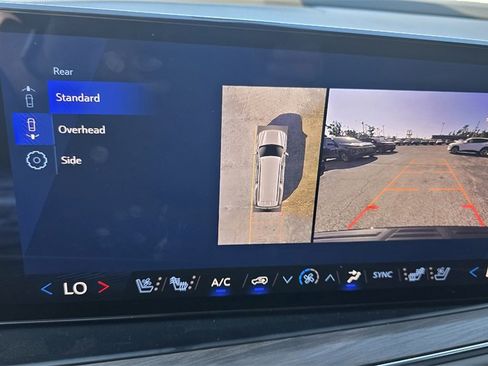 New 2026 Chevrolet Suburban Premier image 25