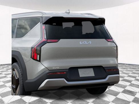 New 2026 Kia EV9 Wind image 19