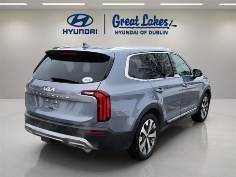 Used 2022 Kia Telluride EX w/ EX Premium Package image 5