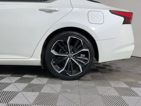 Used 2024 Nissan Altima 2.5 SR image 6