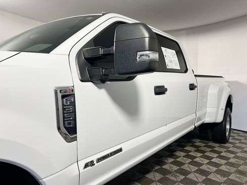 Used 2020 Ford F350 XL w/ STX Appearance Package image 12