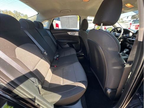 Used 2023 Kia Forte LXS FWD image 12