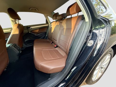 Used 2020 Volkswagen Passat 2.0T SE image 20