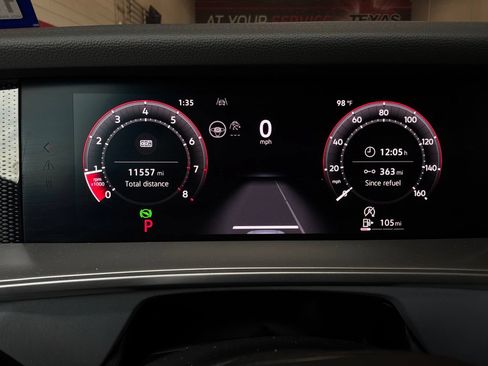 Used 2026 Volkswagen Tiguan SE FWD image 41