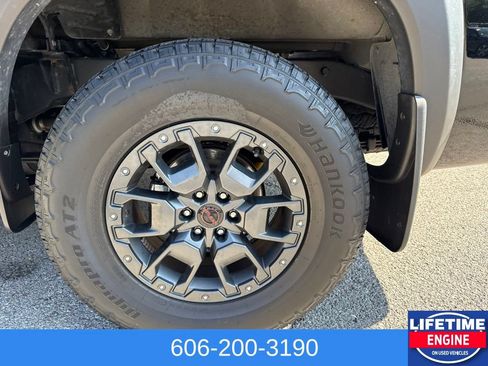 Used 2023 Nissan Frontier PRO-4X w/ Pro-4X Premium Package AWD/4WD image 12