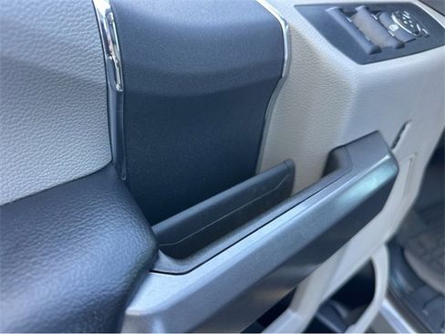 Used 2021 Ford F350 XLT w/ XLT Value Package image 39