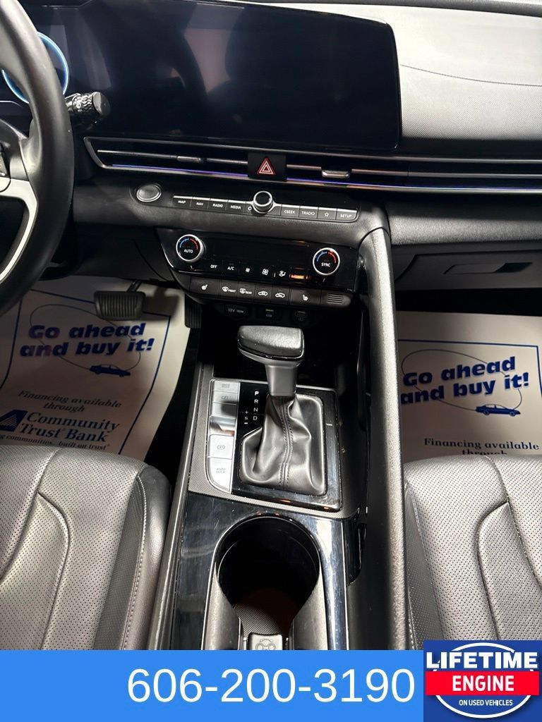 Used 2023 Hyundai Elantra Limited w/ Cargo Package FWD image 15