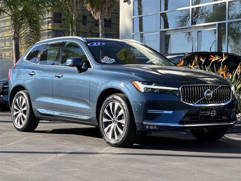 Certified 2023 Volvo XC60 B5 Plus image 7