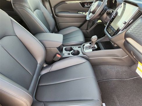 New 2025 Subaru Forester Limited w/ Popular Package image 10