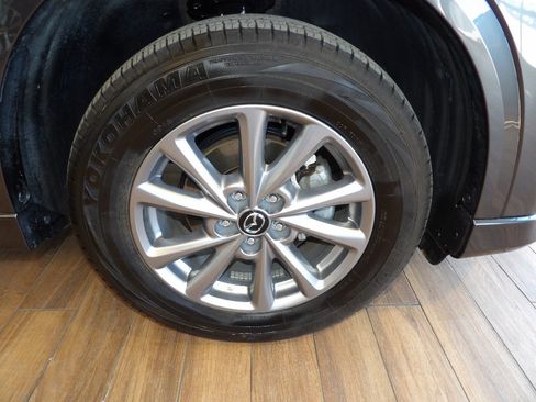 Certified 2024 MAZDA CX-5 AWD 2.5 S w/ Preferred Package image 4