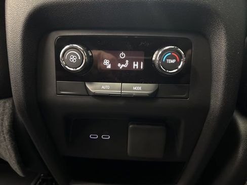 New 2026 Chevrolet Traverse LT w/ Sun and Wheel Package image 25