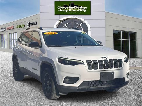 Used 2022 Jeep Cherokee 4WD Altitude image 4
