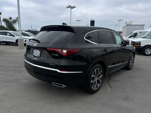 Used 2022 Acura MDX SH-AWD w/ Technology Package image 5