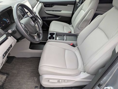 Certified 2023 Honda Odyssey Touring image 15