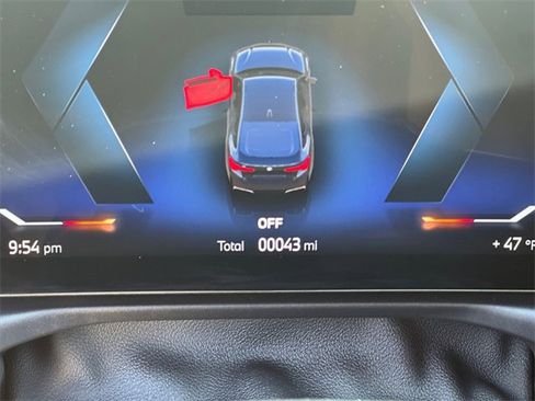 Used 2025 BMW i4 xDrive40i w/ M Sport Package image 13