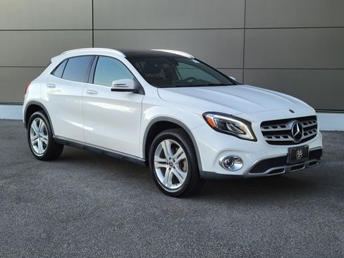 Used 2020 Mercedes-Benz GLA 250 4MATIC image 10