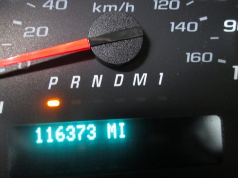 Used 2017 Chevrolet Express 2500 image 9