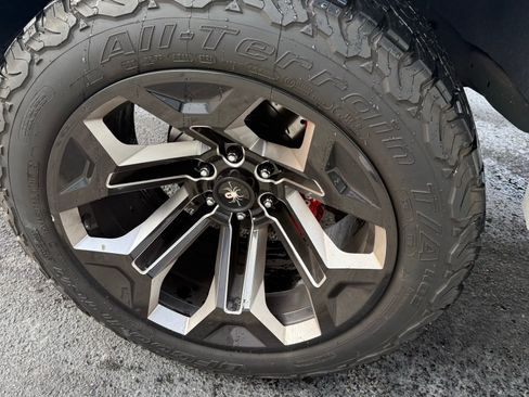 Used 2021 Chevrolet Silverado 1500 RST w/ Convenience Package II image 35